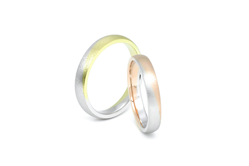 結婚指輪 - 2カラーダイヤポイント