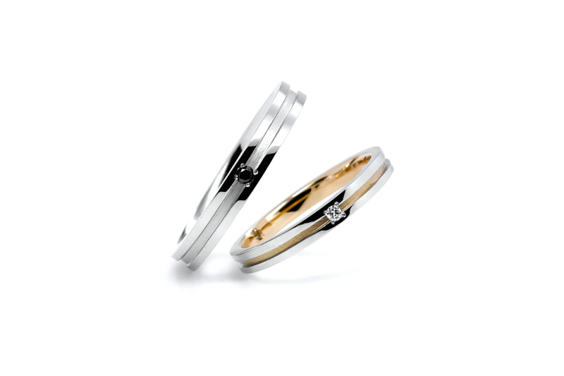 結婚指輪 - ルリエフ